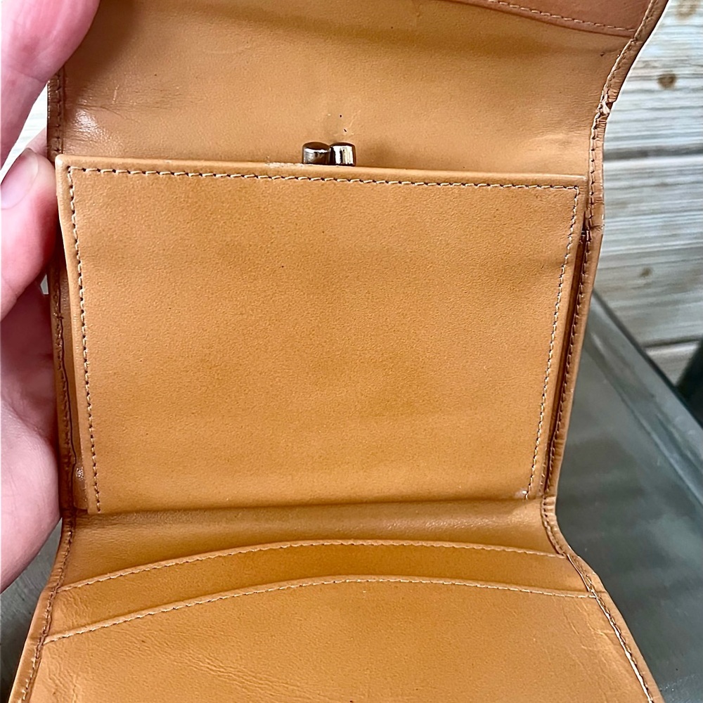 Authentic vintage Gucci wallet - Picture 4 of 7